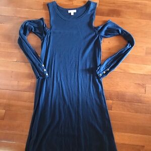 Lilly Pulitzer True Navy FAIRE SWEATER DRESS Sunny Shoulders Crew Neck Size M